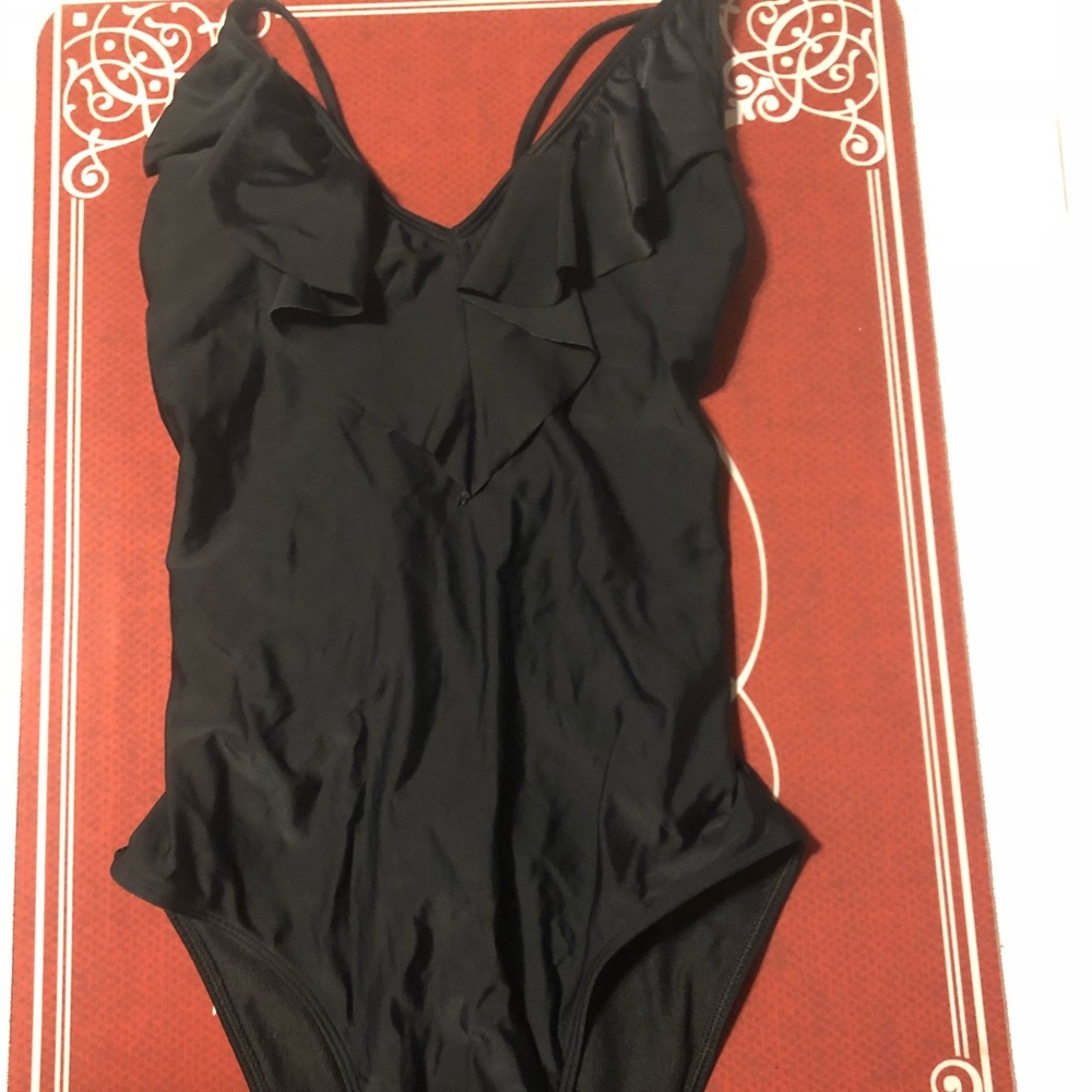 Hollister One Piece